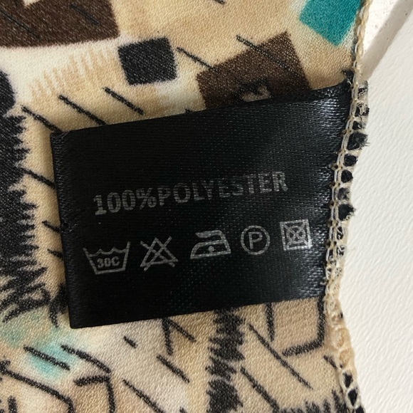 Geometric Patterned Tunic with Blue Accents - Picture 8 of 11